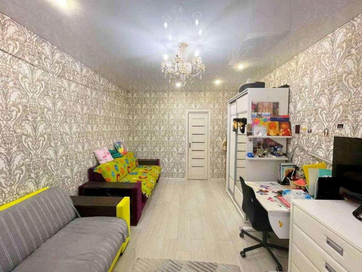 1-комн квартира Есенина улица, 8