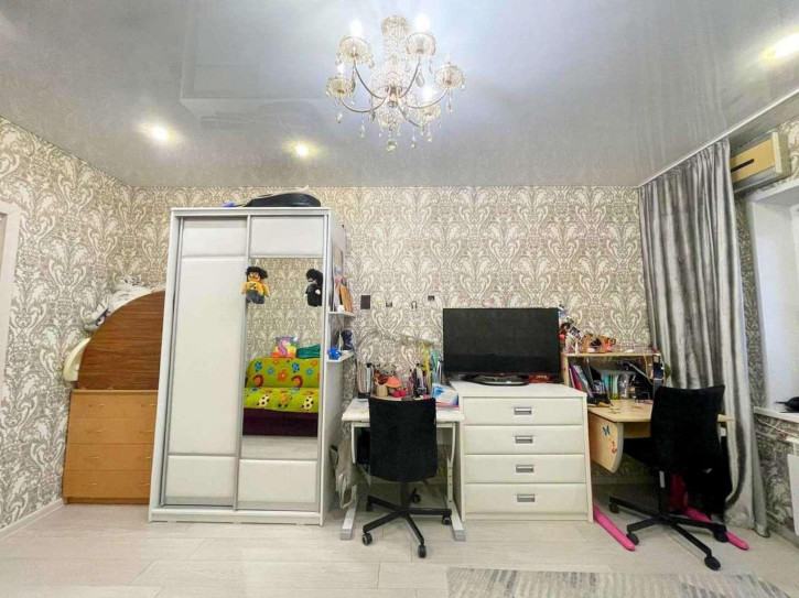 1-комн квартира Есенина улица, 8