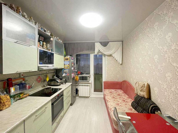 1-комн квартира Есенина улица, 8
