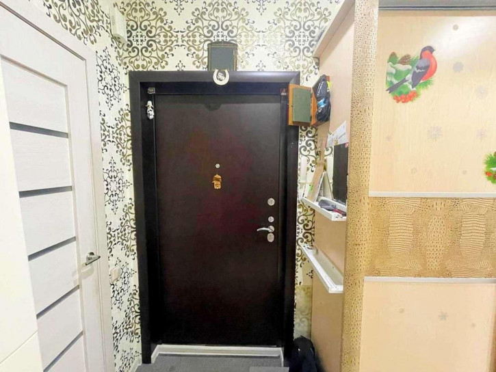 1-комн квартира Есенина улица, 8