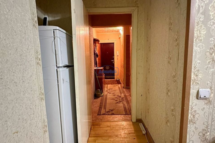 3-комн квартира Хрустальная ул., 64