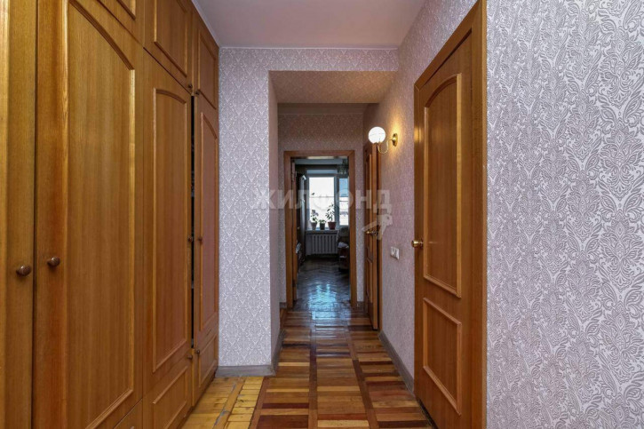 4-комн квартира Гоголя улица, д.6