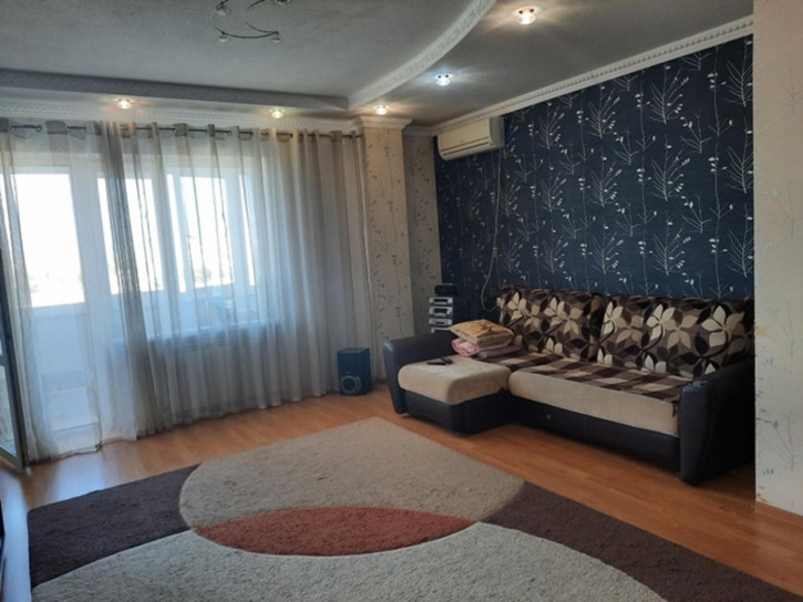 3-комн квартира Кирова улица, 26