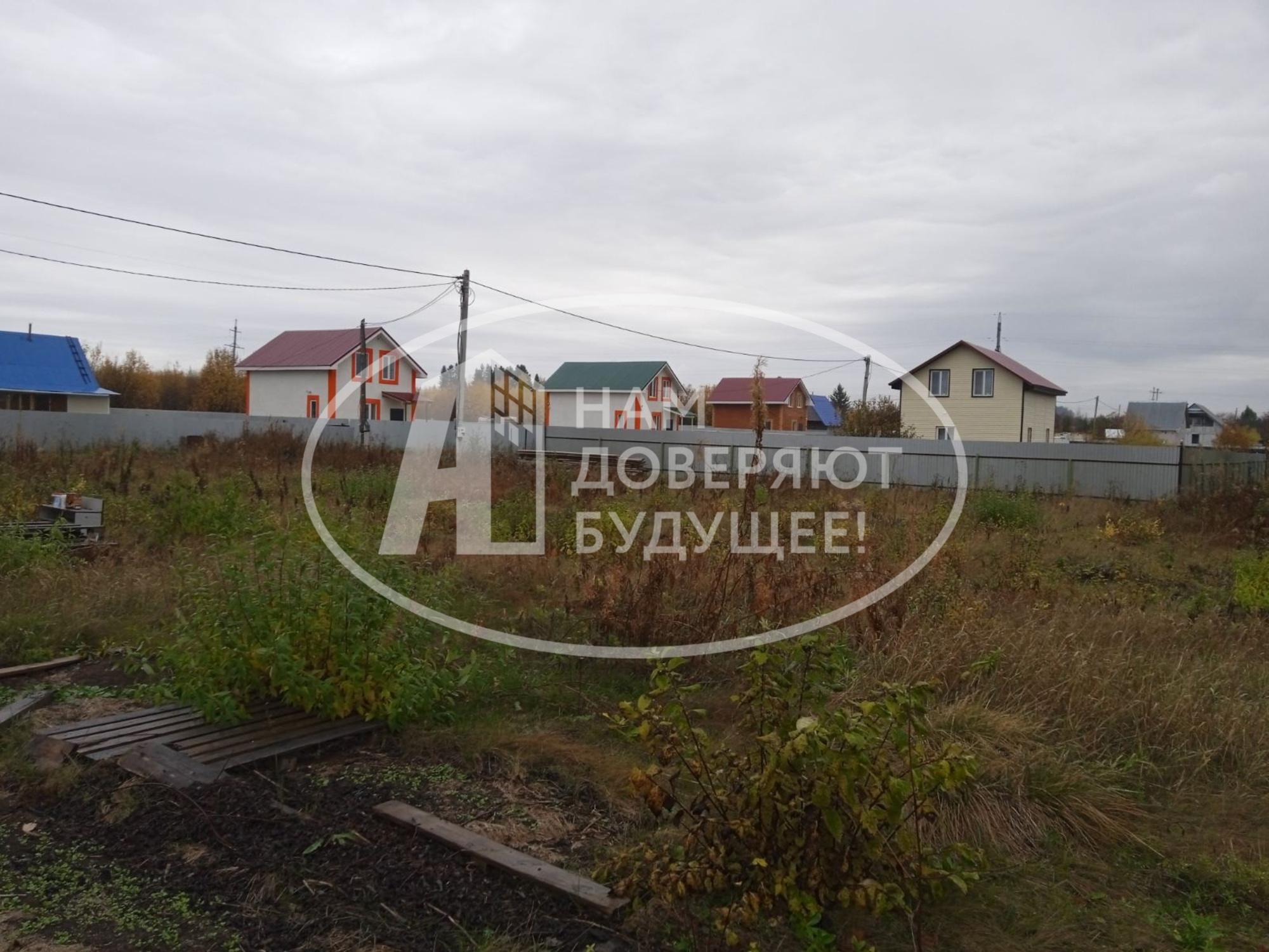 Купить землю, земельный участок за 250 000 рублей на Садовая улица