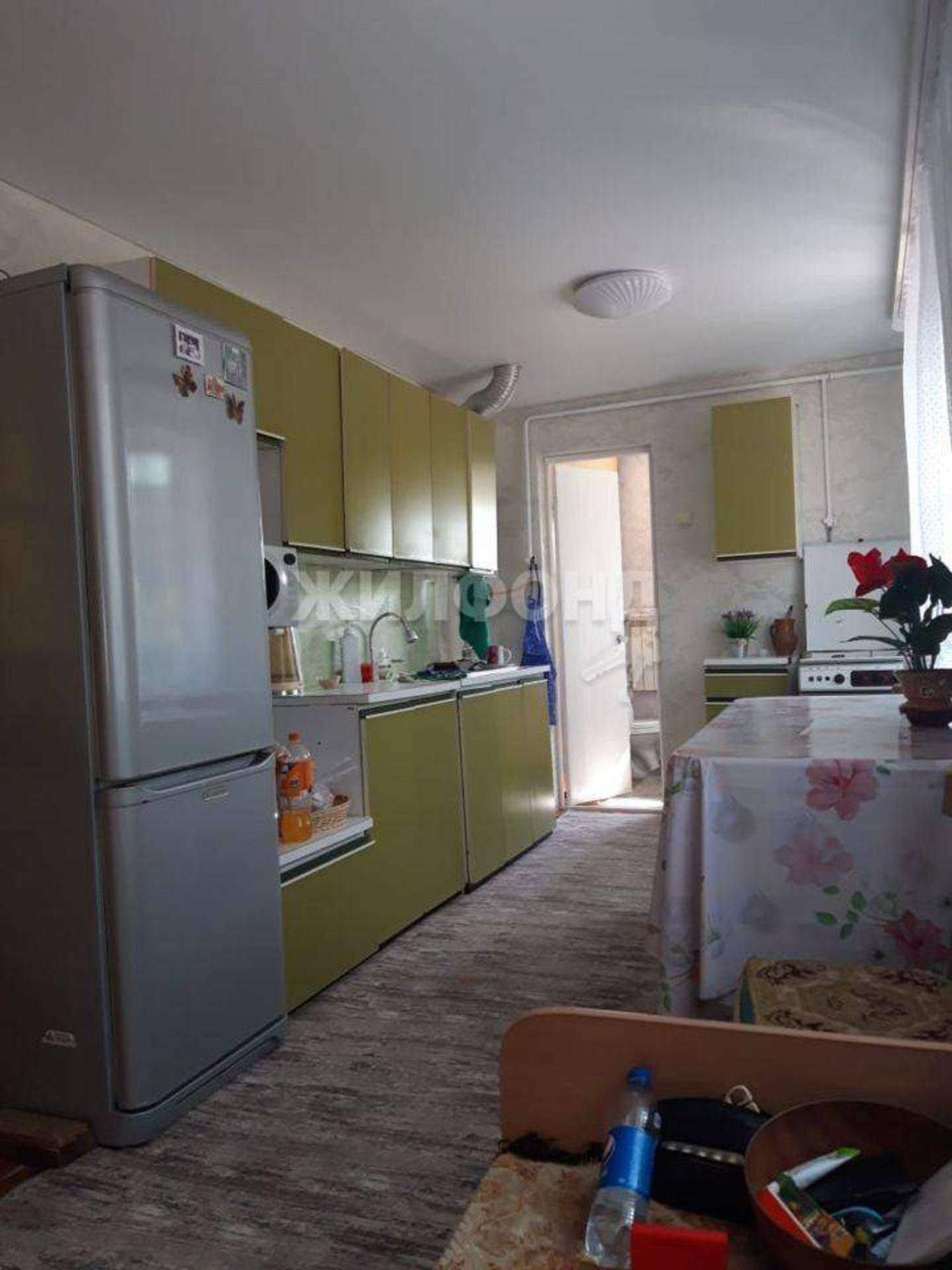 Купить дачу, дом, коттедж за 3 600 000 рублей на Базарная улица