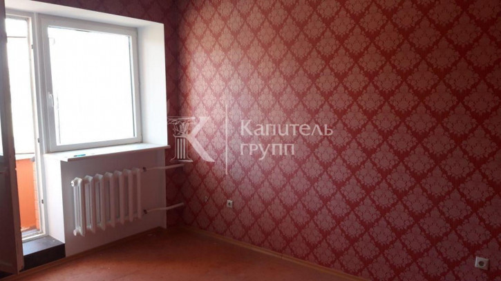 4-комн квартира ул Карская, 36