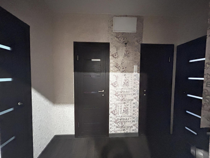 3-комн квартира проспект Дзержинского, 29