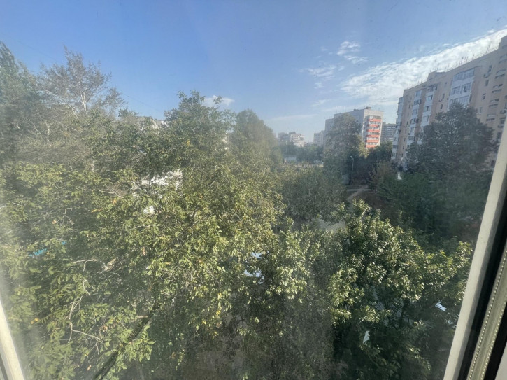2-комн квартира улица Крылова, 81