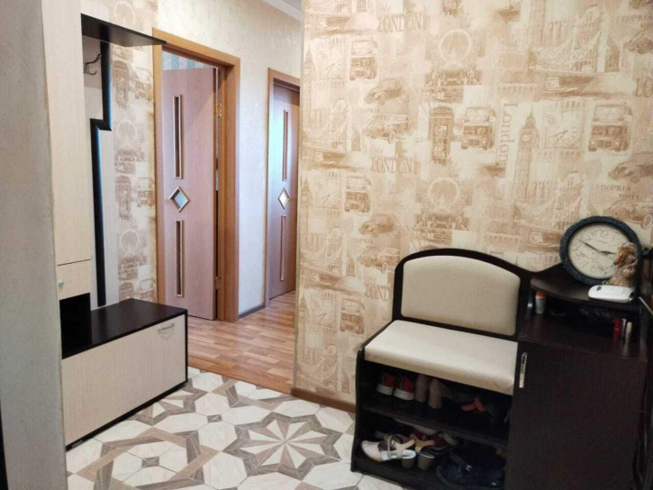 2-комн квартира Черноморская улица, 61