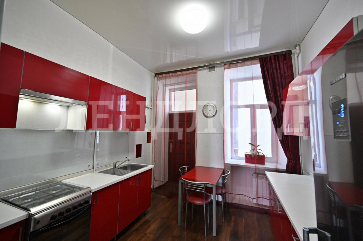 3-комн квартира Советская улица, 56/2