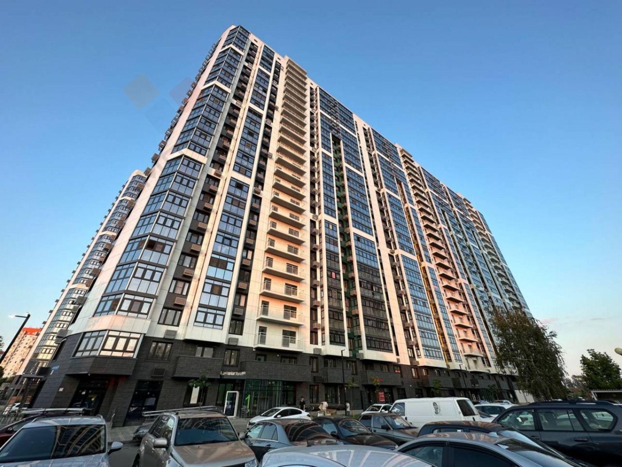 Купить квартиру за 4 300 000 рублей на Валерия Гассия ул, 4/7к2