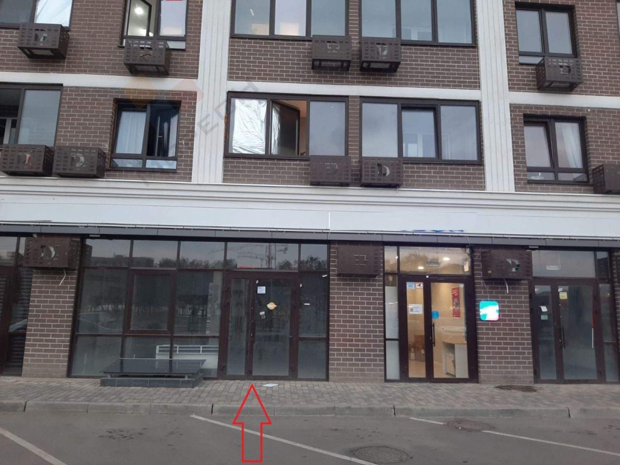 Сдать торговое помещение за 174 600 рублей на Западный Обход ул, 57