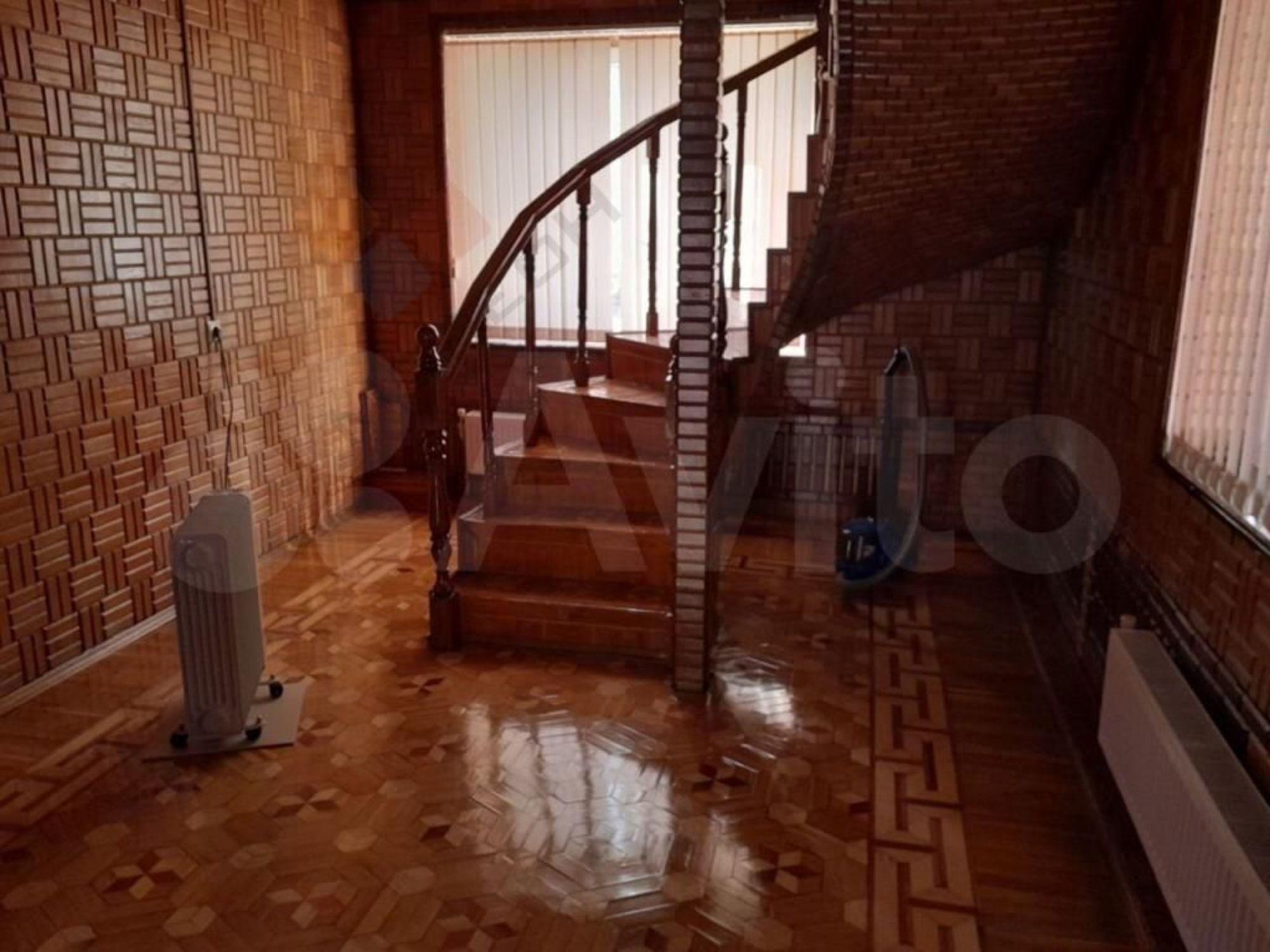 Купить дачу, дом, коттедж за 8 500 000 рублей на Зелёная ул, 1