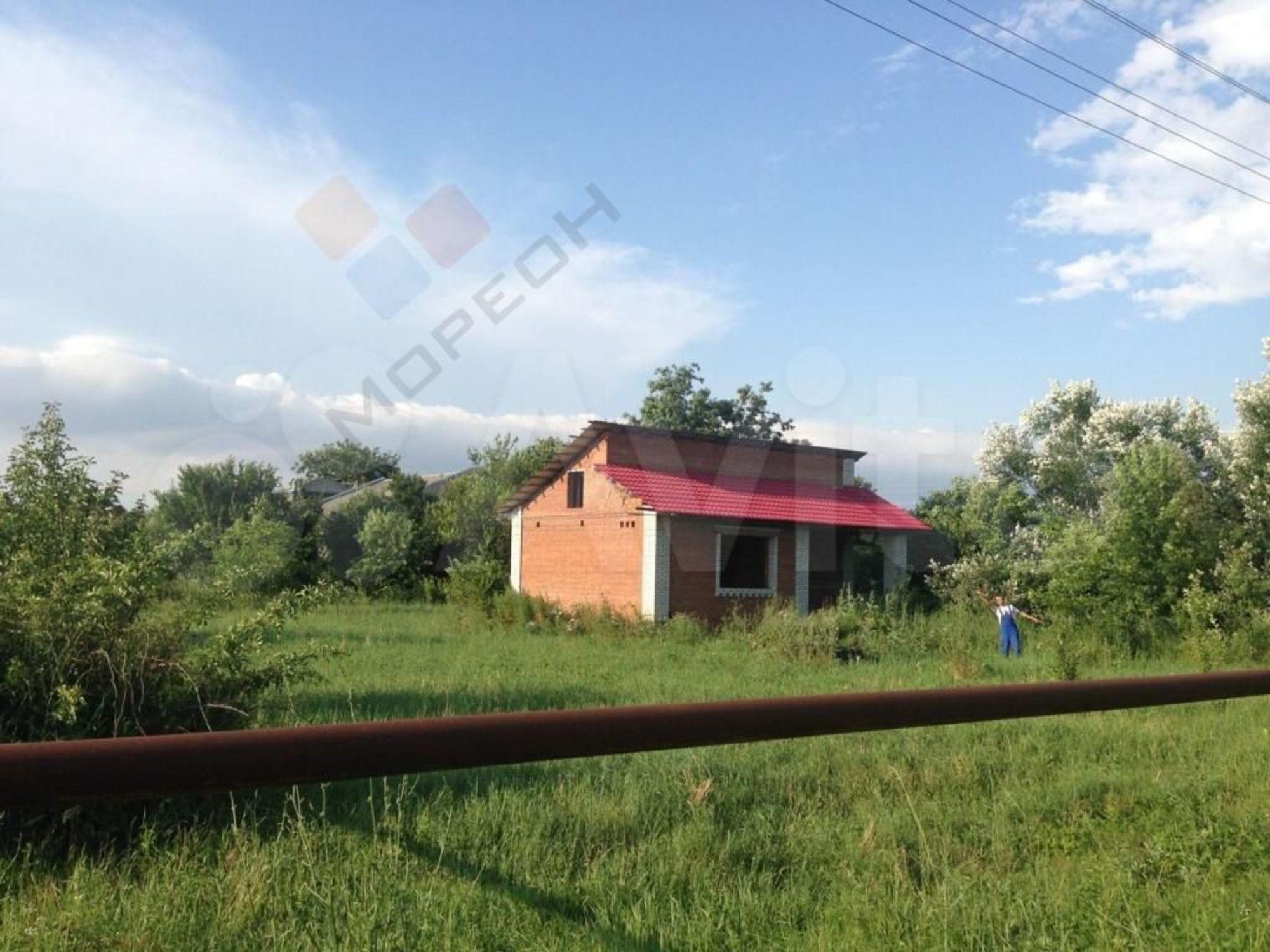 Купить дачу, дом, коттедж за 3 900 000 рублей на Кирпичная ул, 1