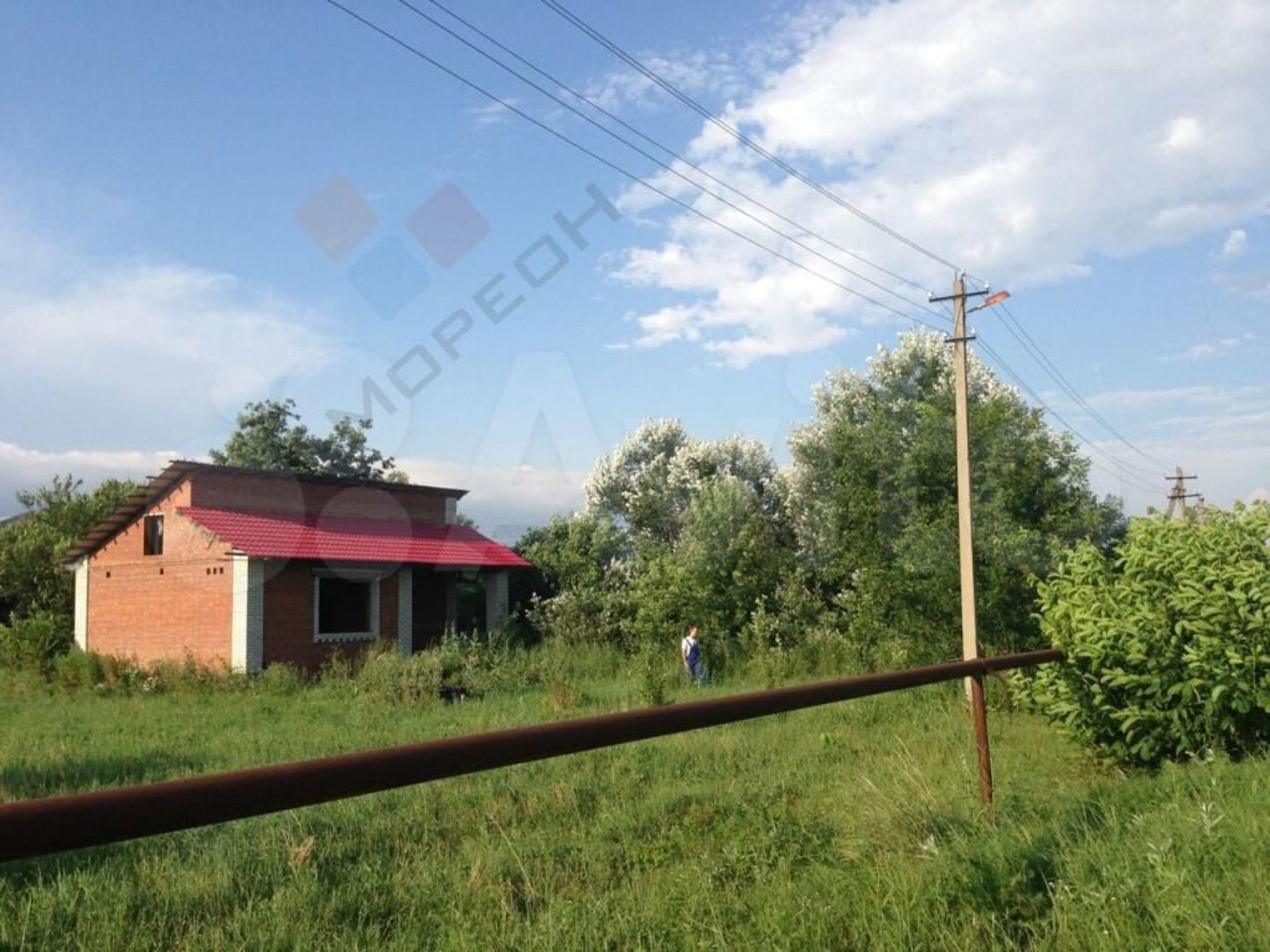 Купить дачу, дом, коттедж за 3 900 000 рублей на Кирпичная ул, 1