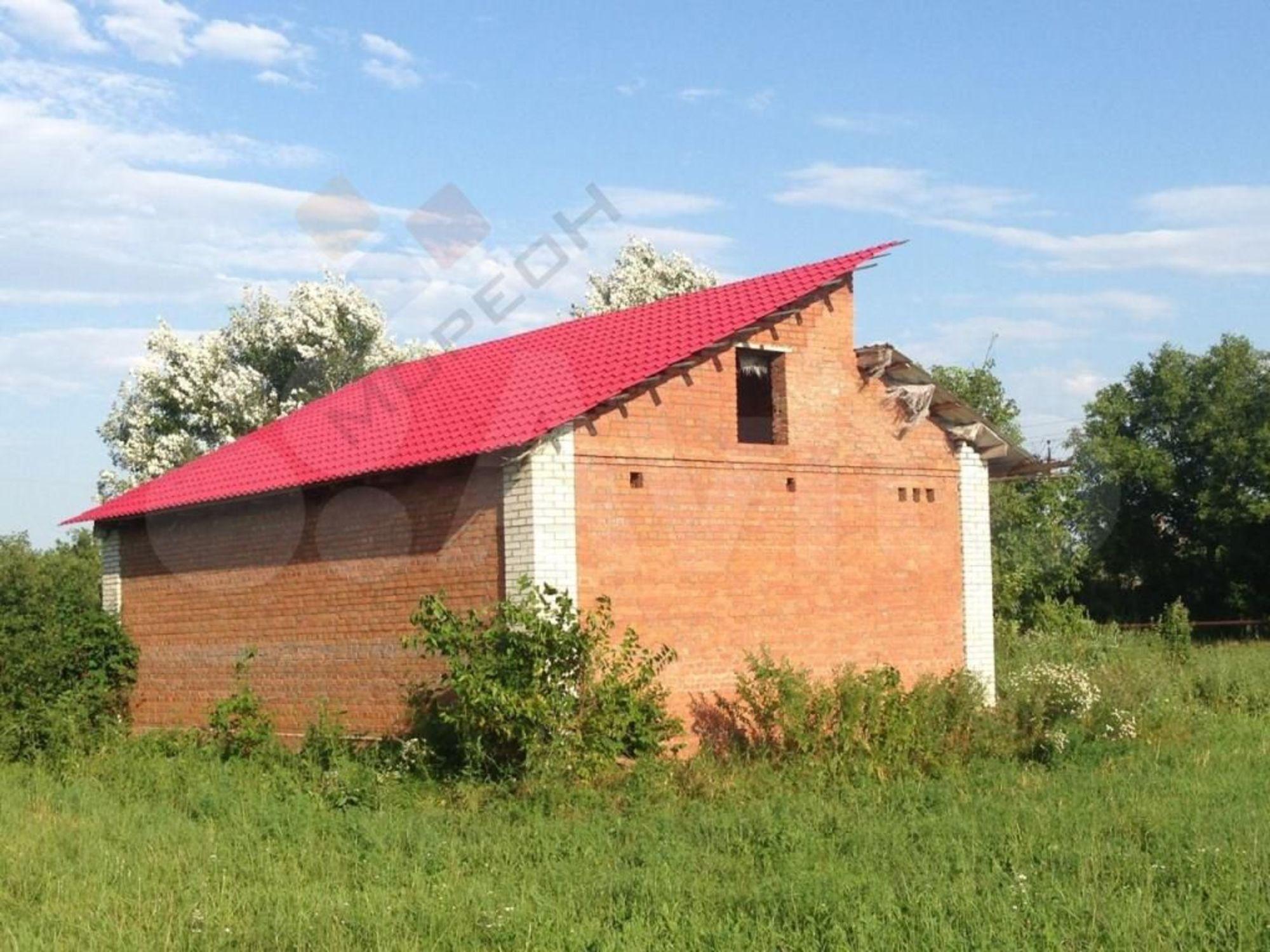 Купить дачу, дом, коттедж за 3 900 000 рублей на Кирпичная ул, 1