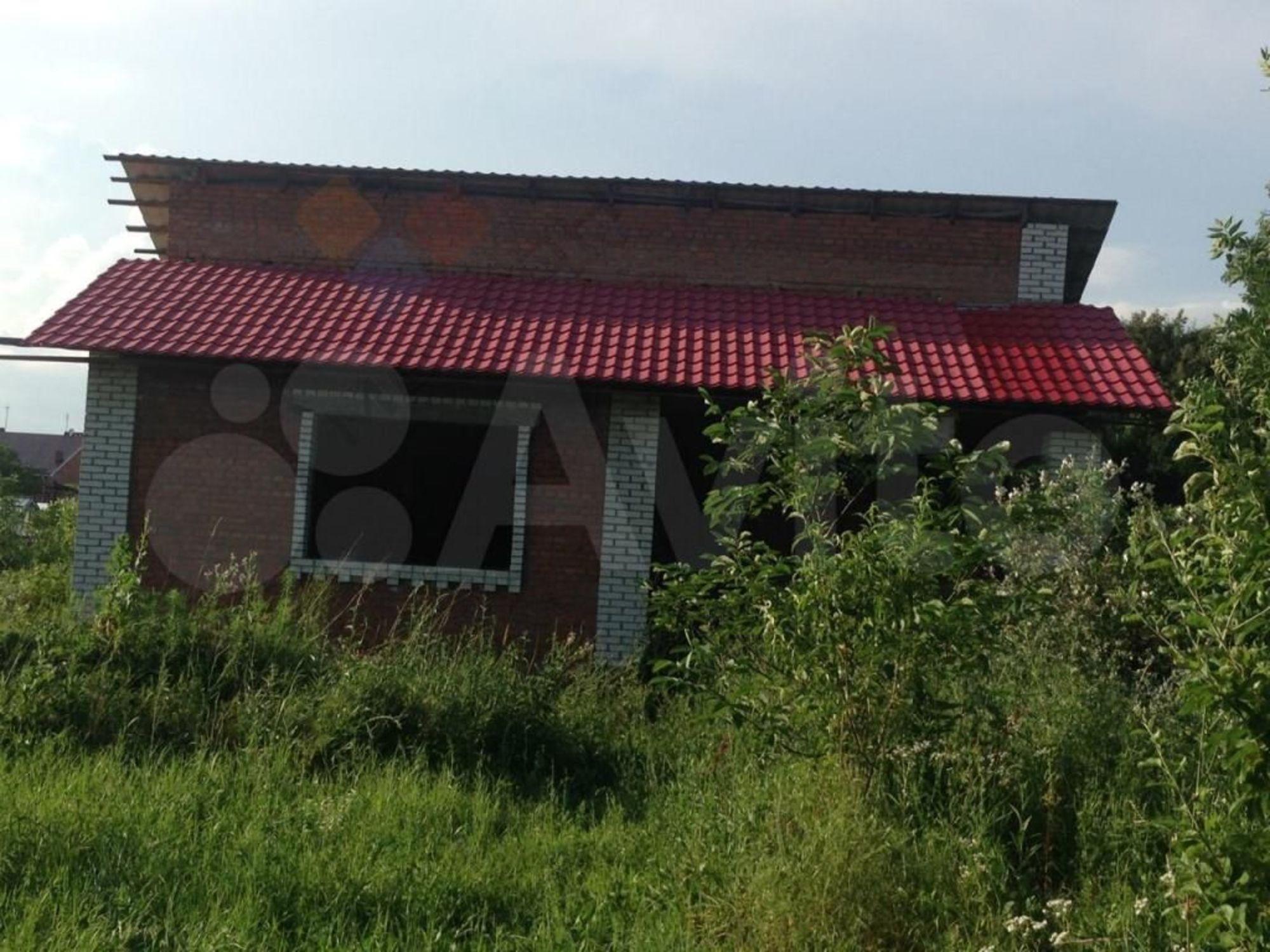 Купить дачу, дом, коттедж за 3 900 000 рублей на Кирпичная ул, 1