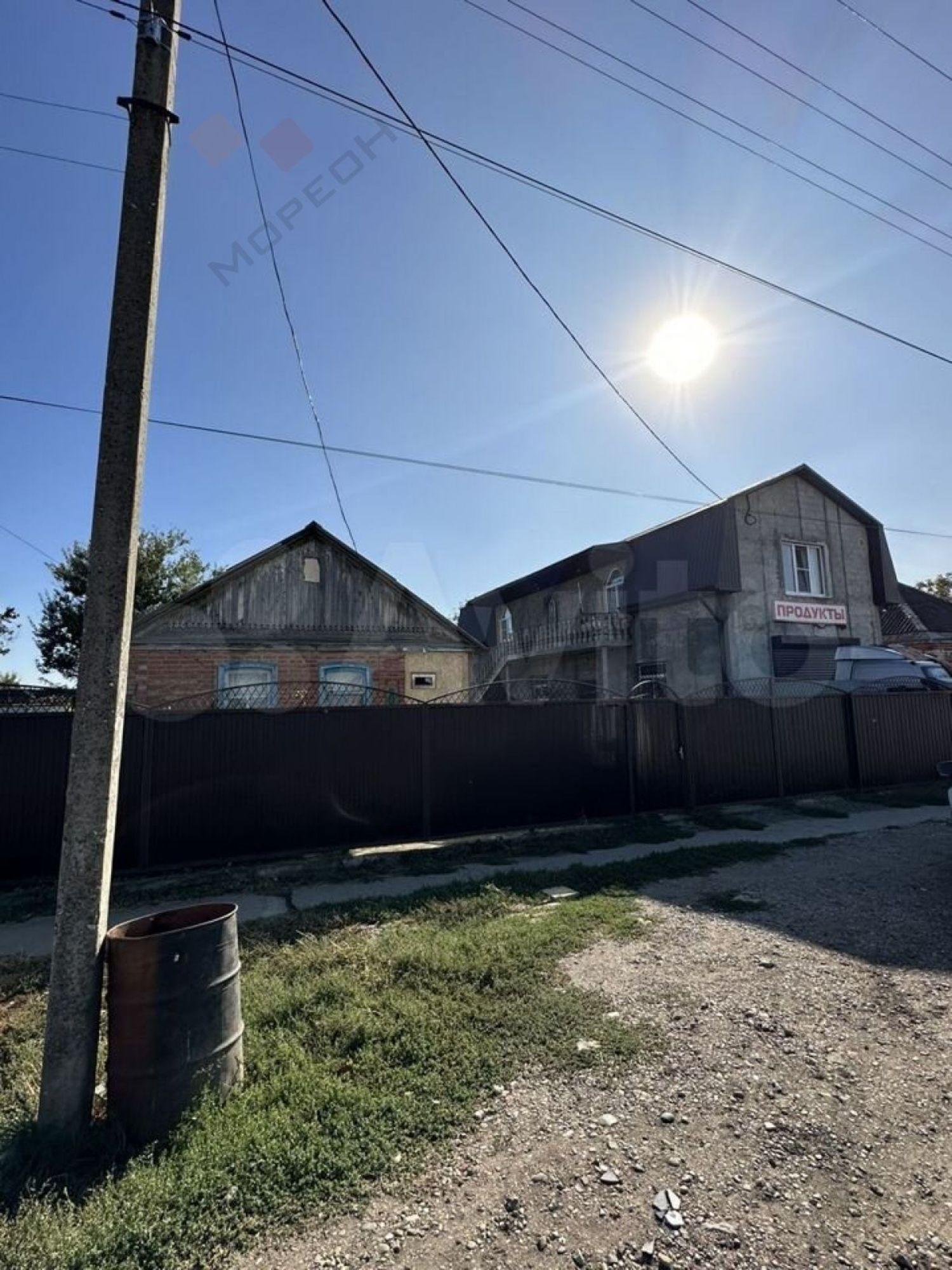 Купить дачу, дом, коттедж за 17 000 000 рублей на Коммунаров ул, 5