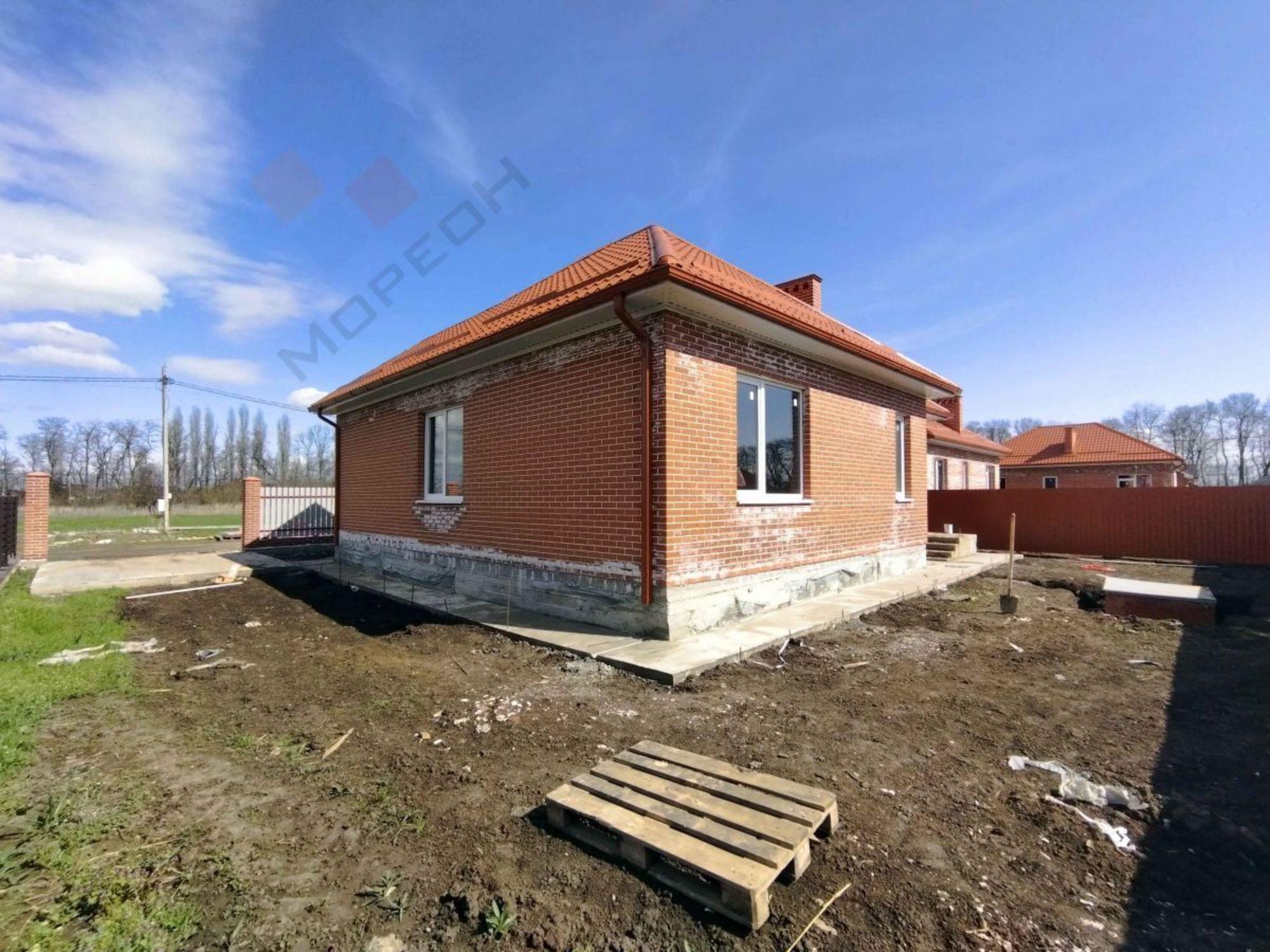 Купить дачу, дом, коттедж за 8 600 000 рублей на 1-й Купеческий пр-д (Старокорсунская ст-ца), 22