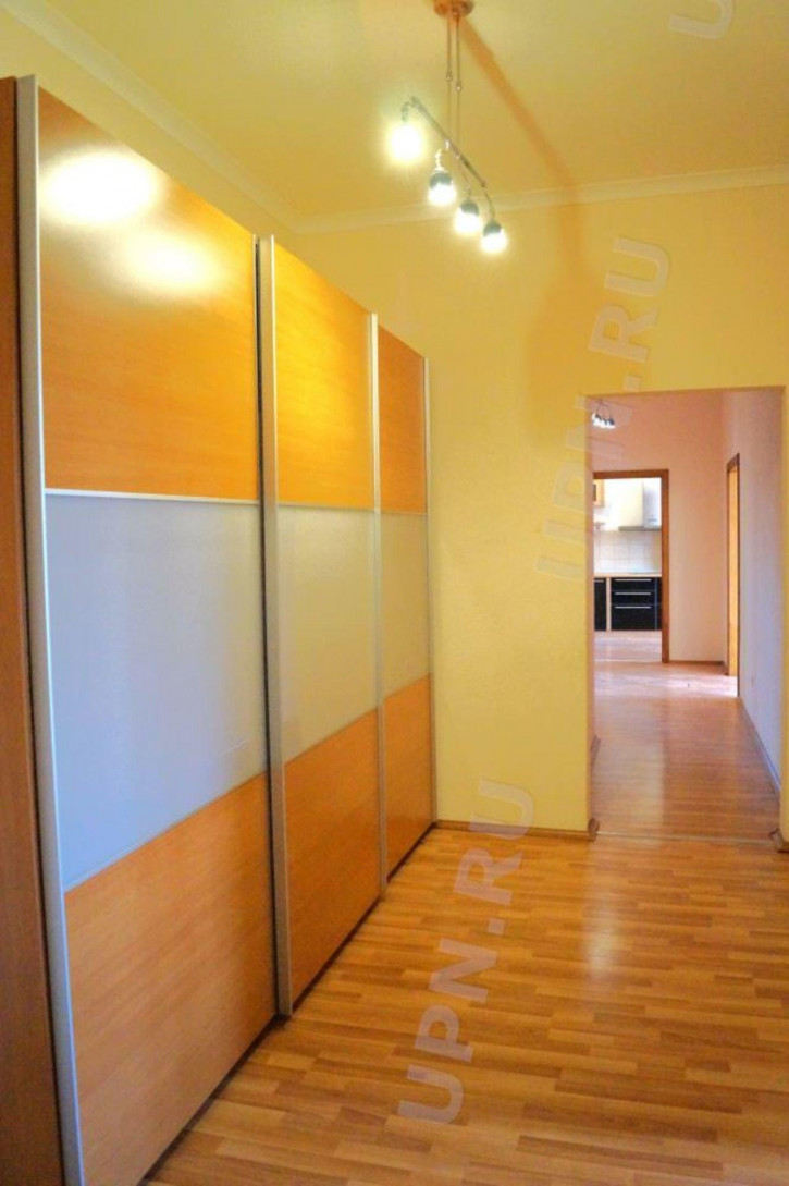 3-комн квартира белинского, 180