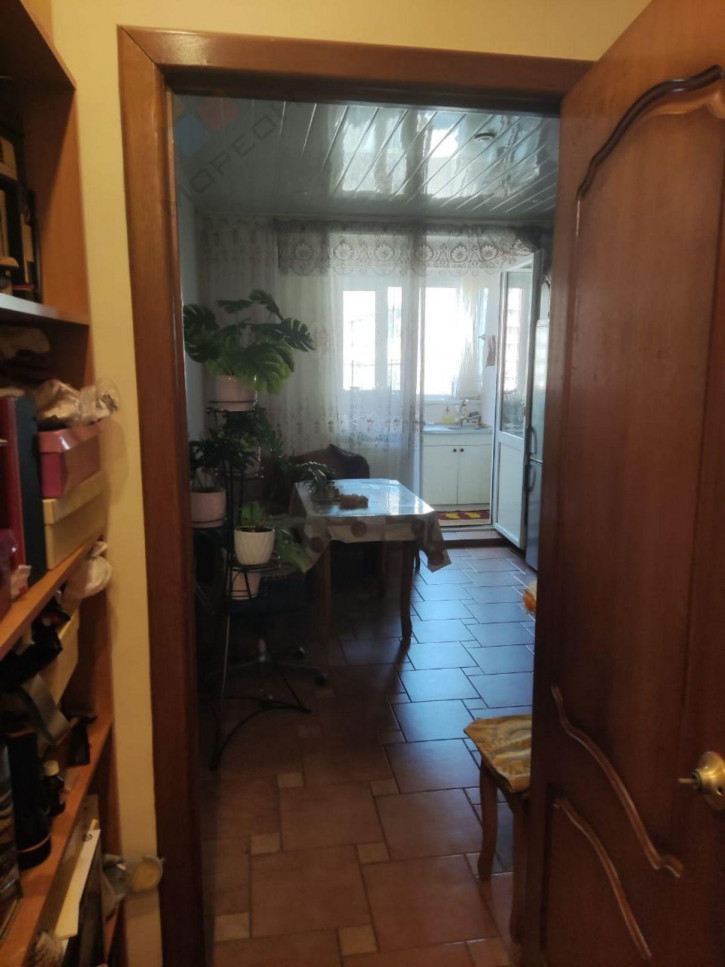 3-комн квартира Чекистов пр-кт, 42