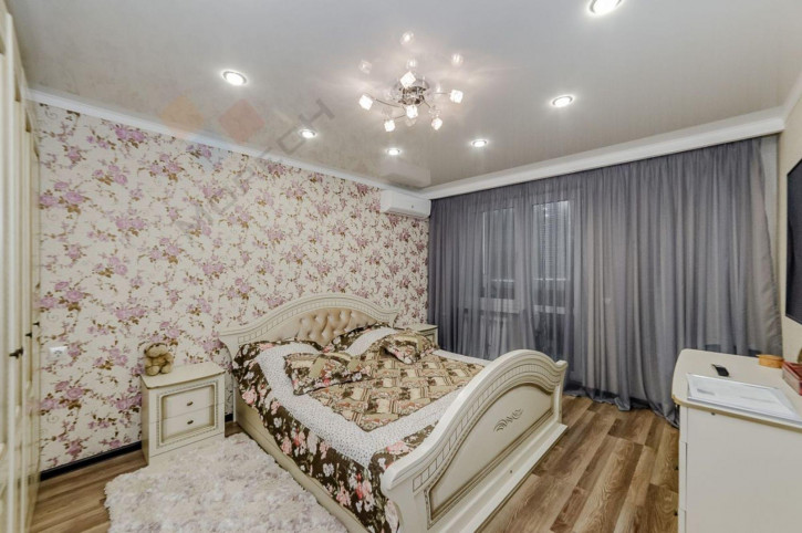 3-комн квартира Академика Лукьяненко ул, 26