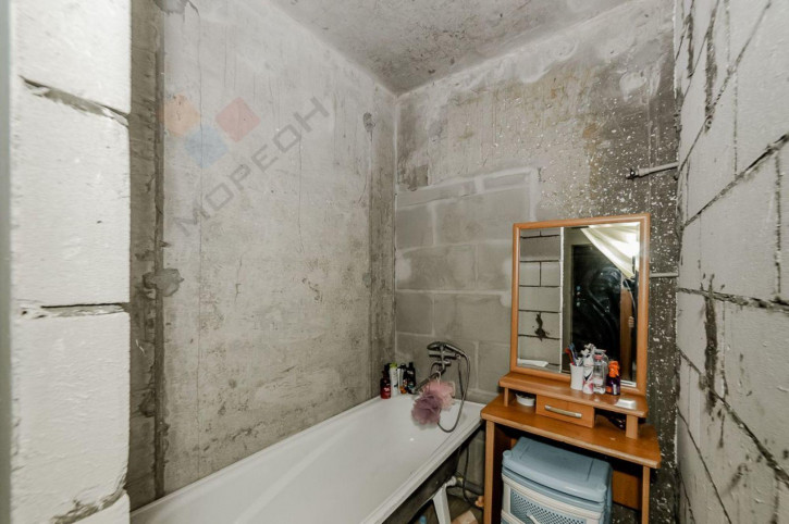2-комн квартира Заполярная ул, 39к6