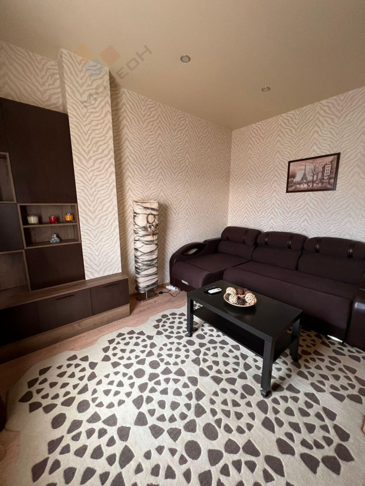 2-комн квартира Академика Павлова ул, 86
