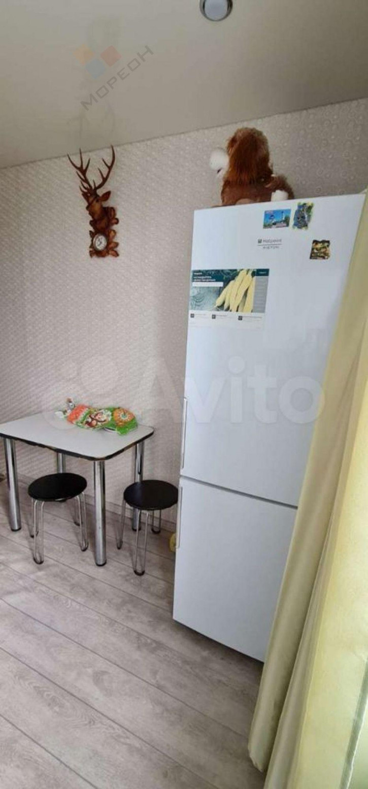 2-комн квартира Космонавтов ул, 18