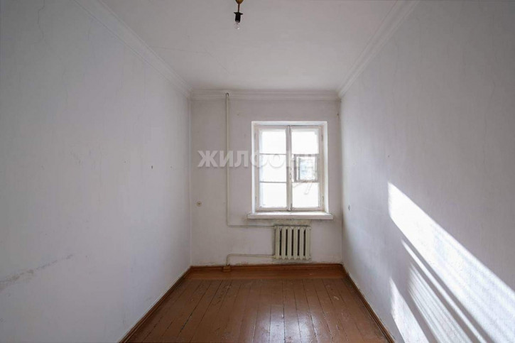 3-комн квартира Урманова улица, д.20