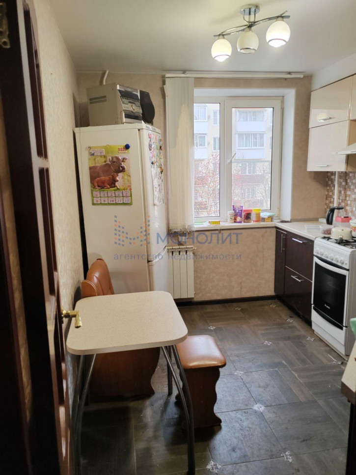 2-комн квартира Военный городок ул, 70