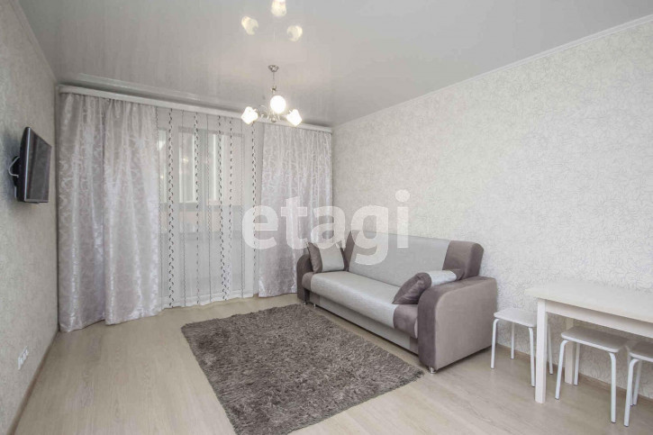 1-комн квартира Эрвье, 32/1