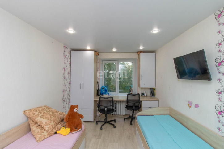 4-комн квартира Пархоменко, 1