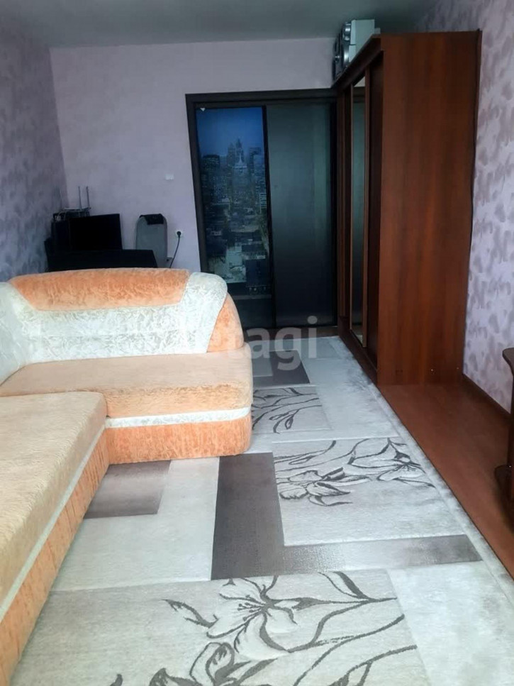 3-комн квартира Моторостроителей, 1
