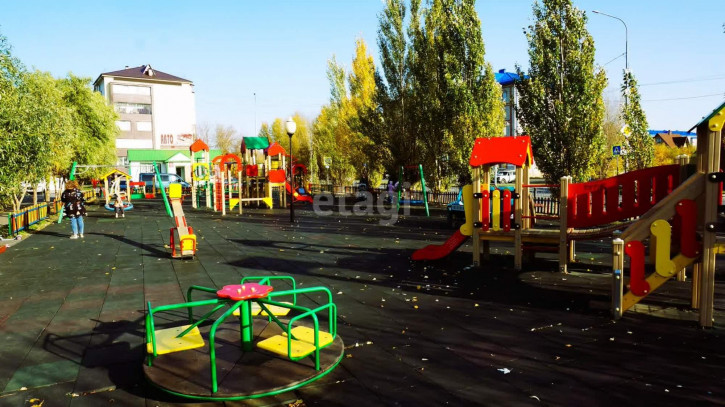 2-комн квартира Островского, 32