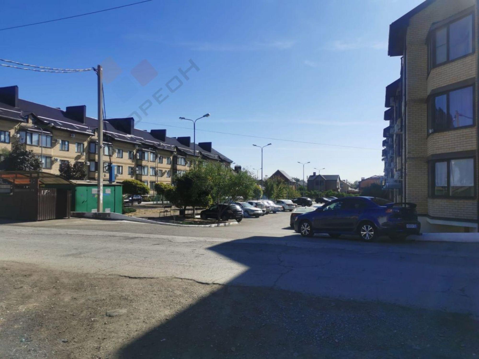 Купить дачу, дом, коттедж за 29 400 000 рублей на Гагарина ул (Знаменский п), 24