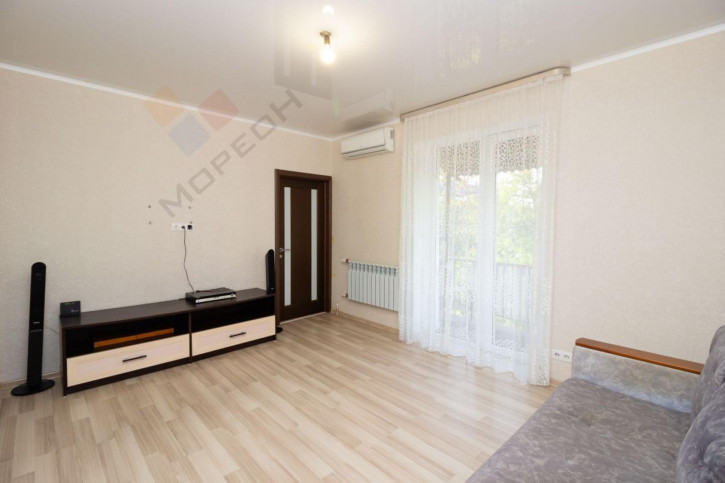 3-комн квартира Сормовская ул, 15