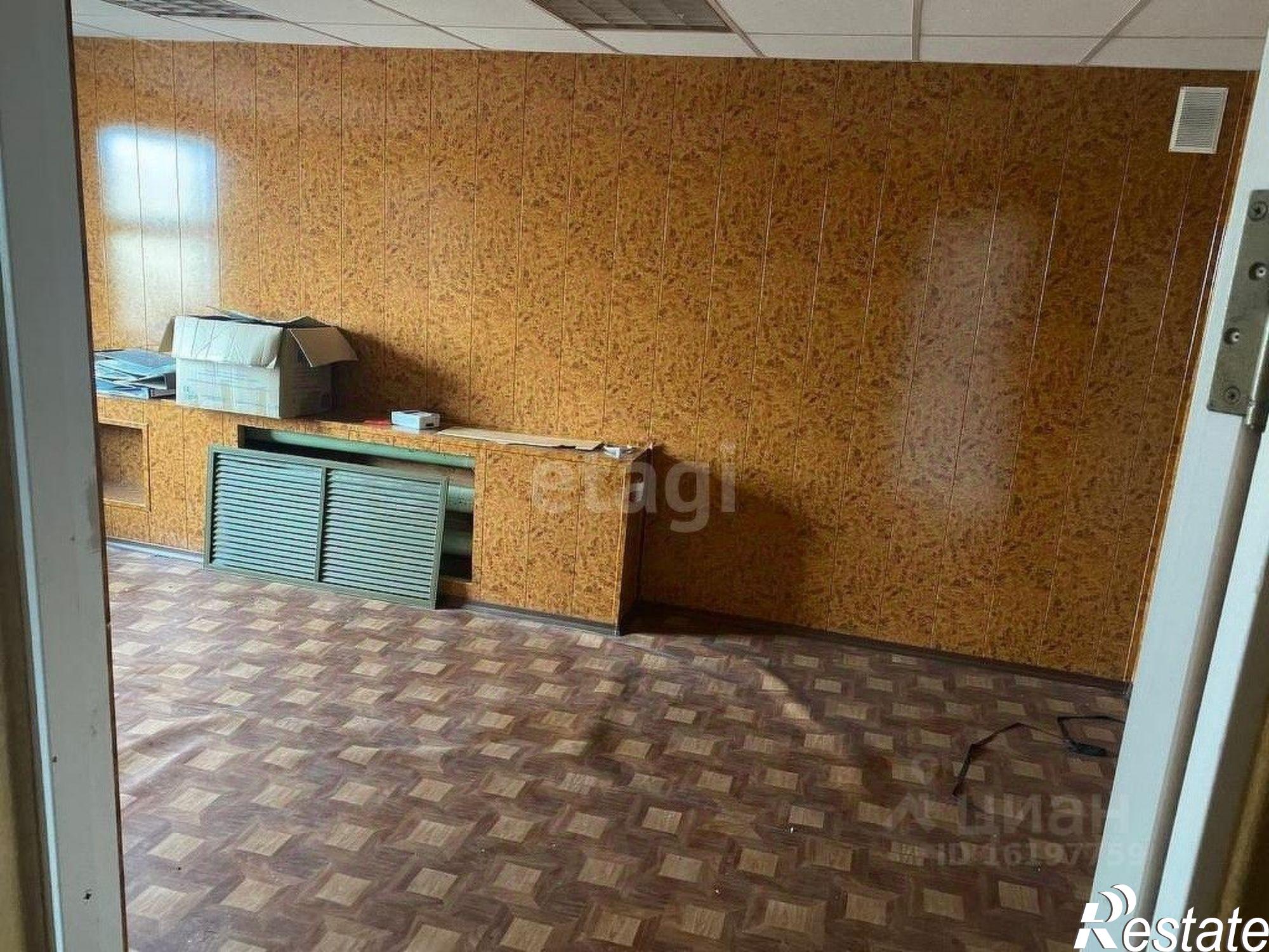 Купить складское помещение за 24 961 900 рублей на Трактовая улица