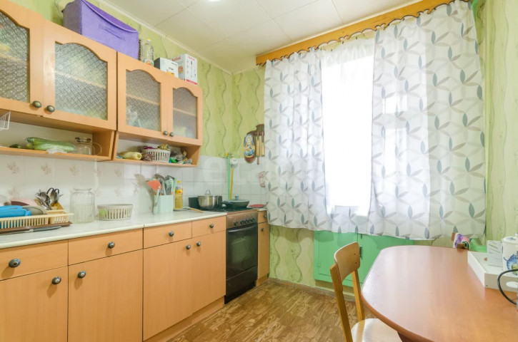 3-комн квартира Парковая улица, 12