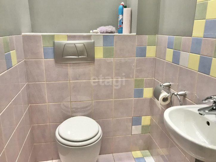 3-комн квартира Республики, 14