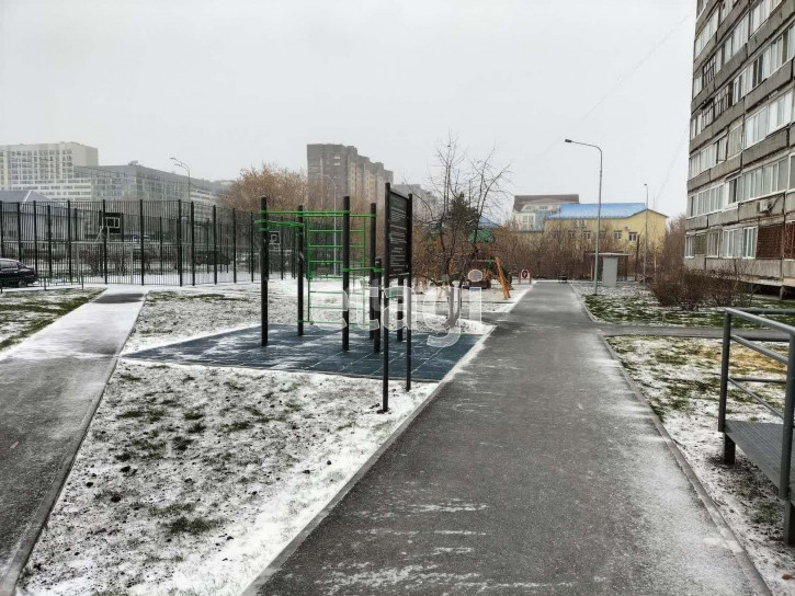 1-комн квартира Харьковская, 83