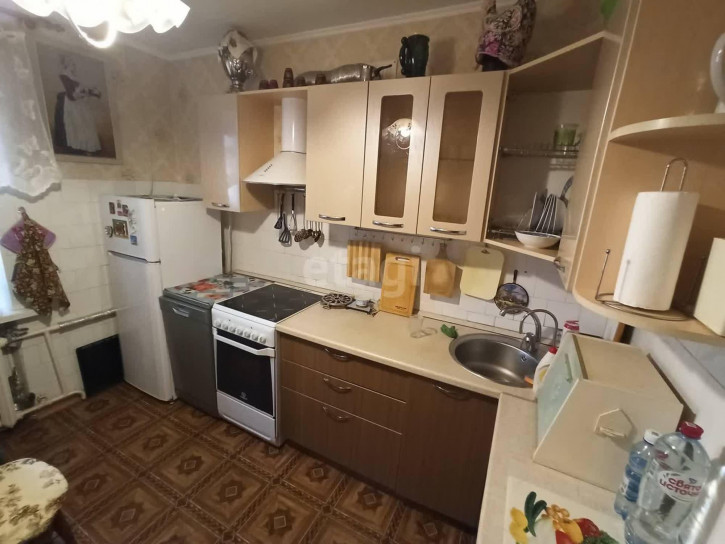 3-комн квартира Котовского, 4а