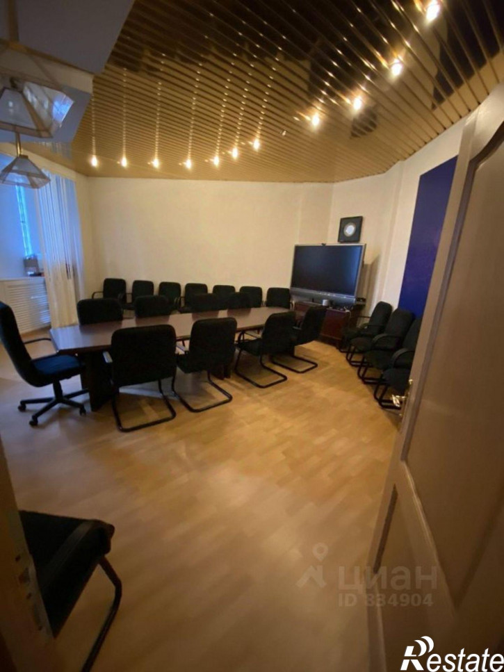 Отдельное здание улица Кирилкина, 8А,  д. 8А