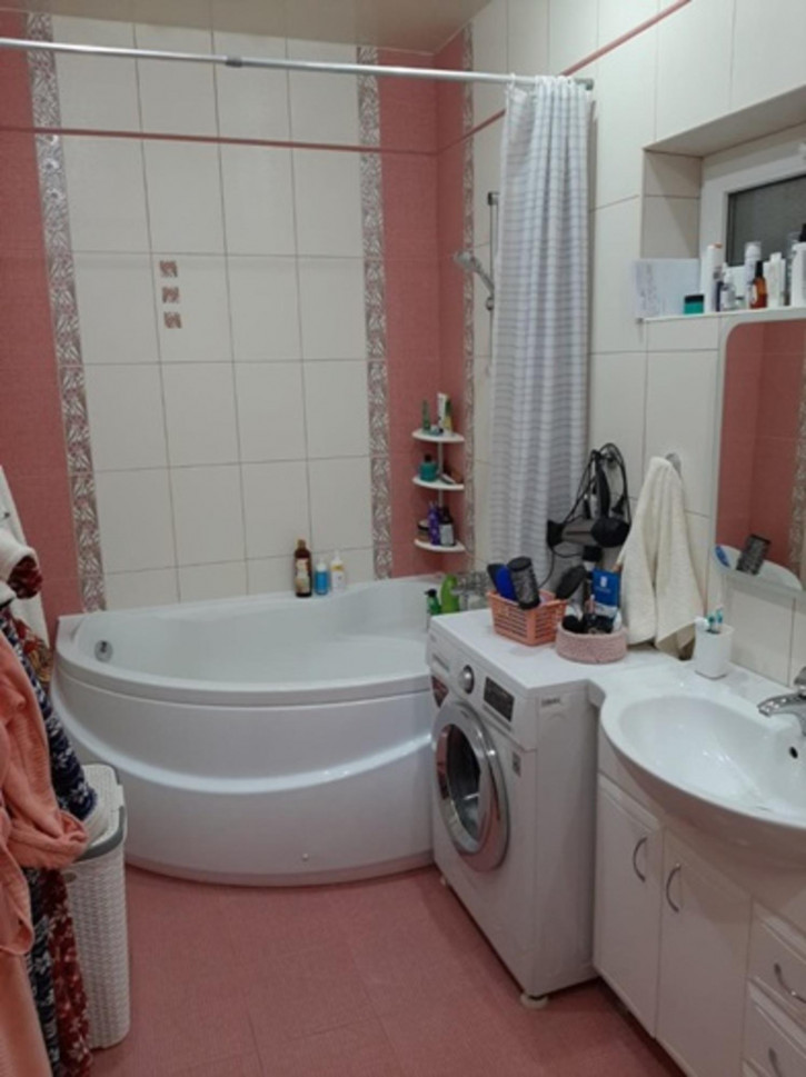 3-комн квартира Залесье улица, 101