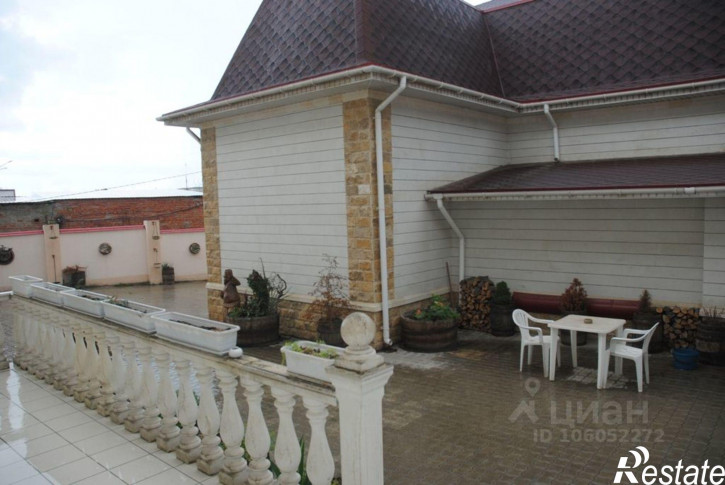 Отдельное здание улица Карла Маркса, 111А,  д. 111А