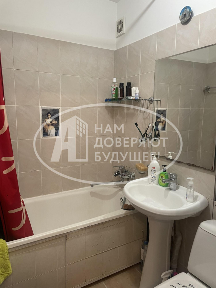 2-комн квартира Петропавловская улица, 70