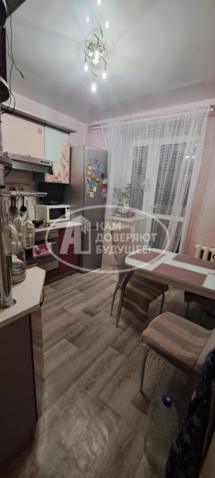 2-комн квартира Красноармейская улица, 102