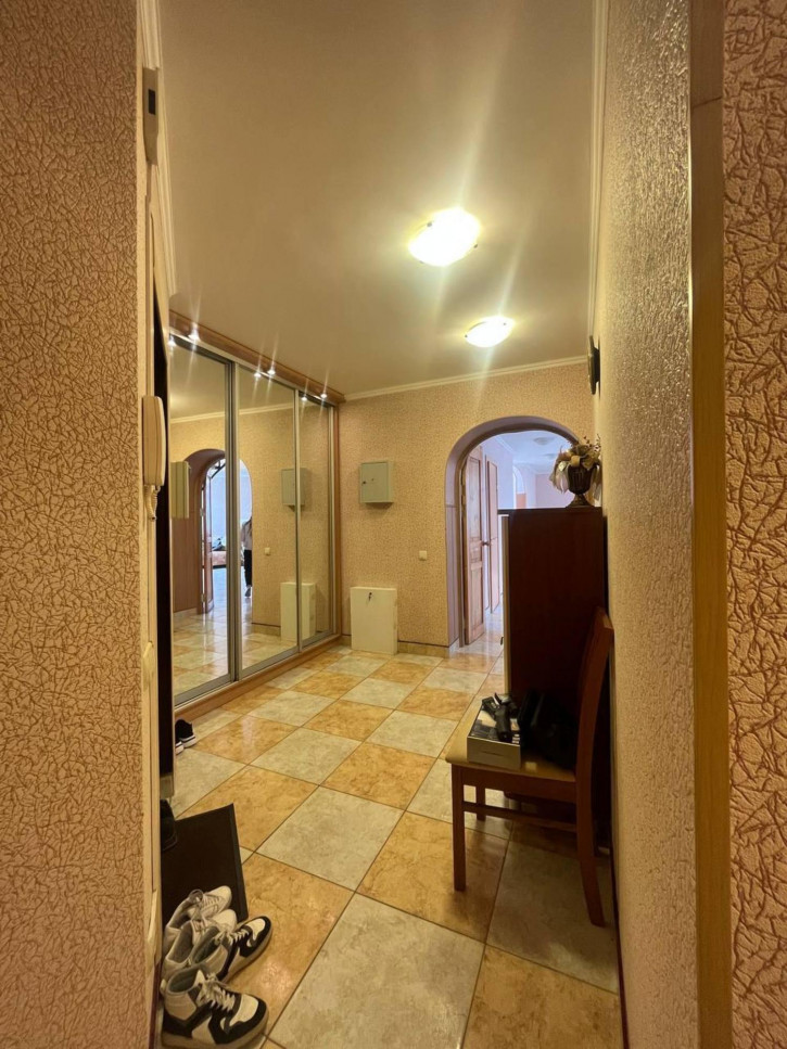 5-комн квартира Таманская улица, 26Б