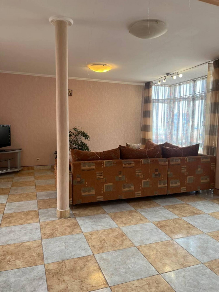 5-комн квартира Таманская улица, 26Б