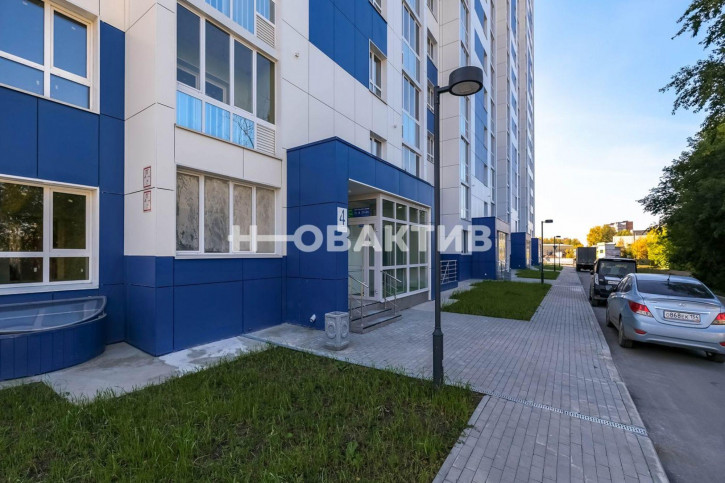 2-комн квартира улица Связистов, 13/2